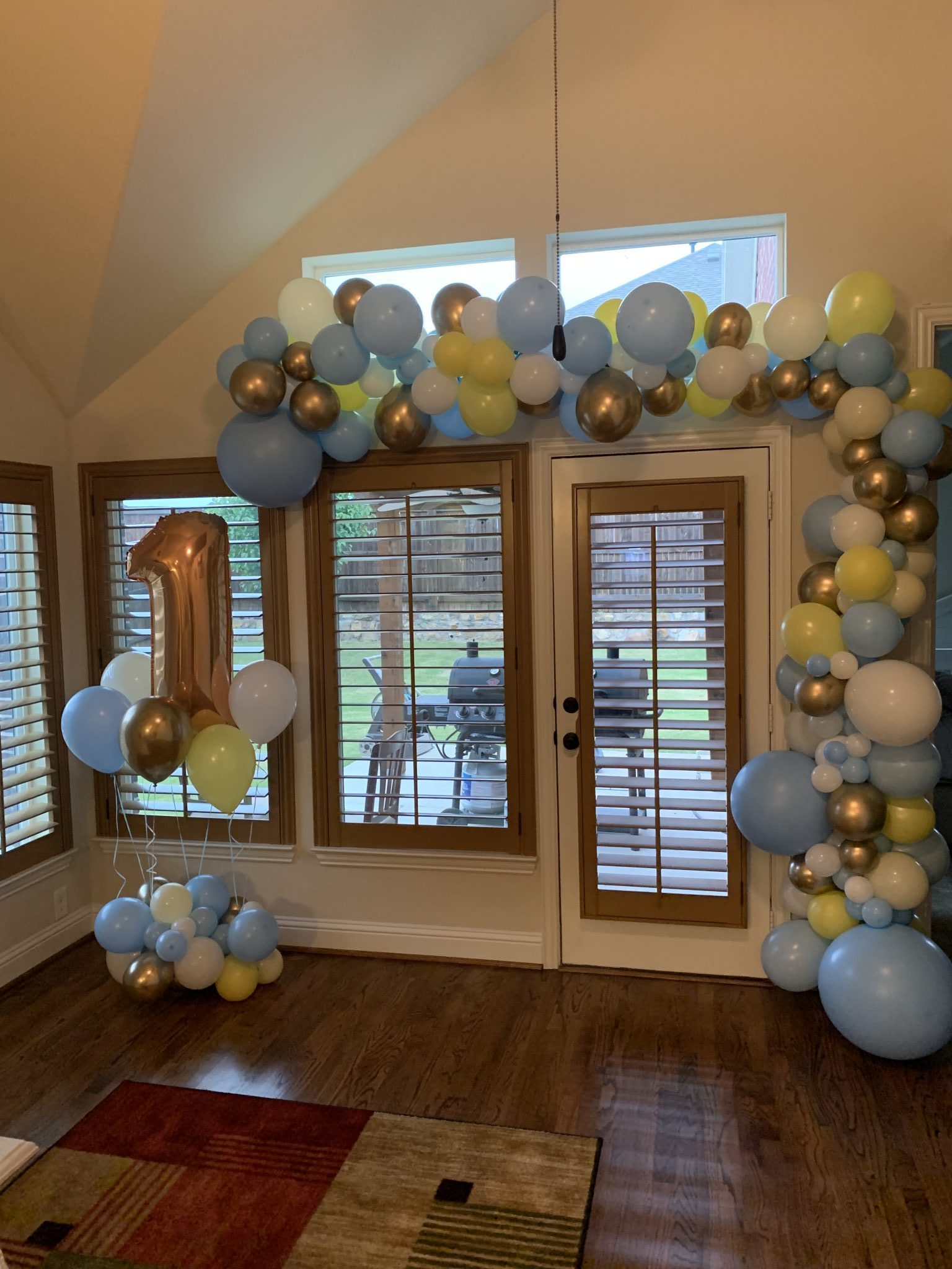 Organic Garland and Centerpiece