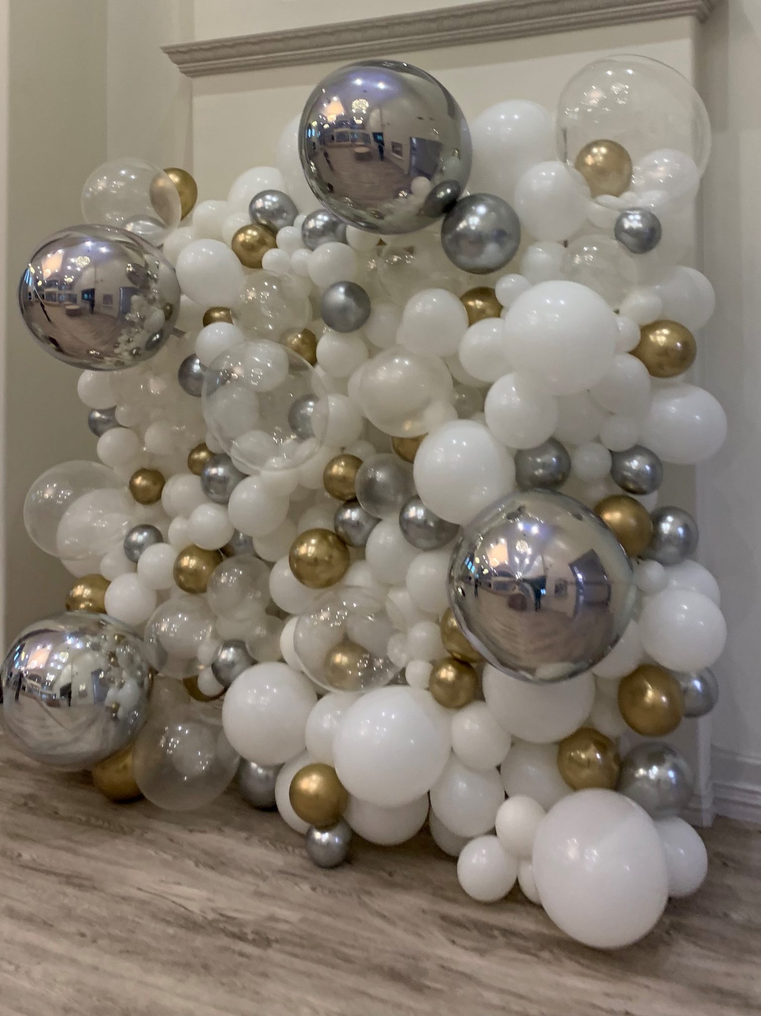 Balloon Wall | Organic Balloons